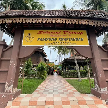 Khalifa Suites Kota Bharu Bagian luar foto